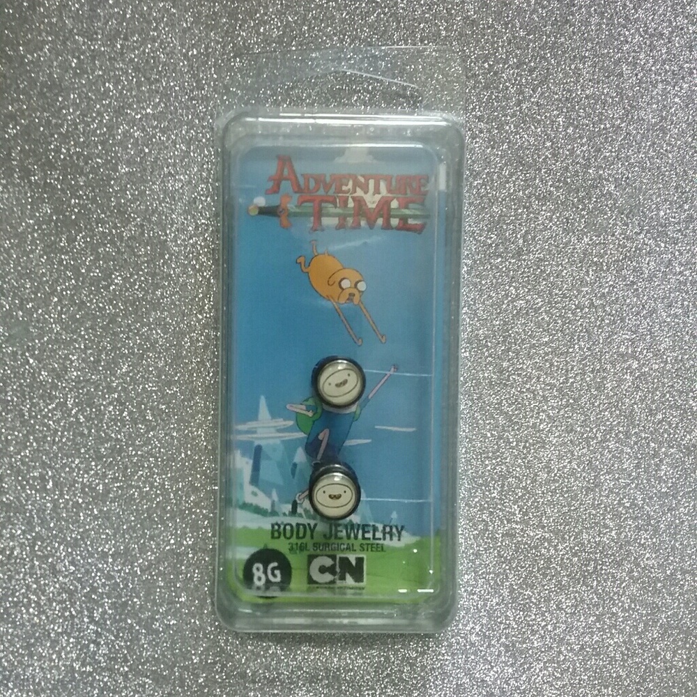 8g Plugs